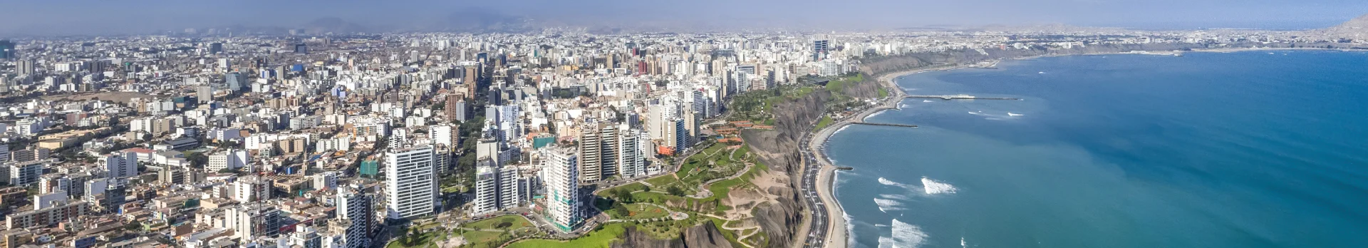 Aerial view of the Costa Verde, symbolizing investment opportunities in Peru